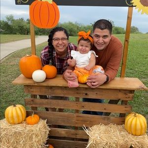 Meet your Posher, Alma